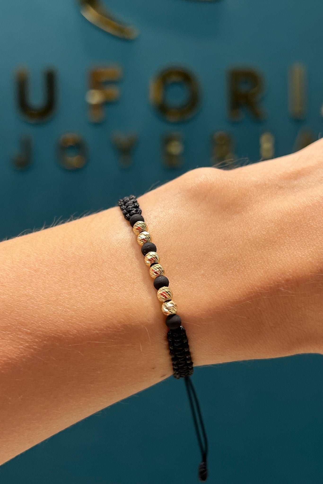 MANILLA TEJIDA / 0.5 GR