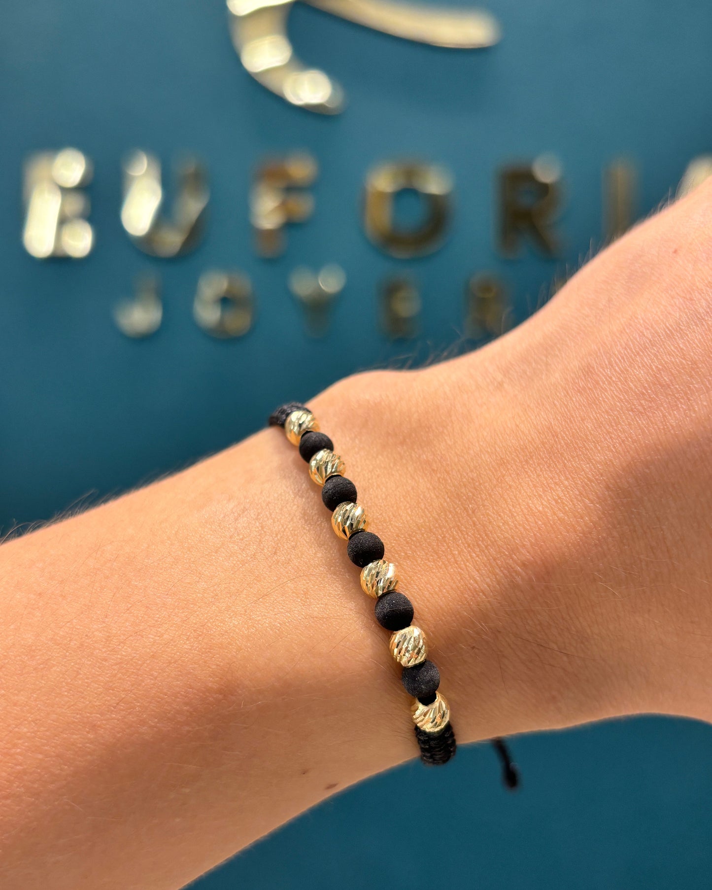 MANILLA TEJIDA / 0.8 GR