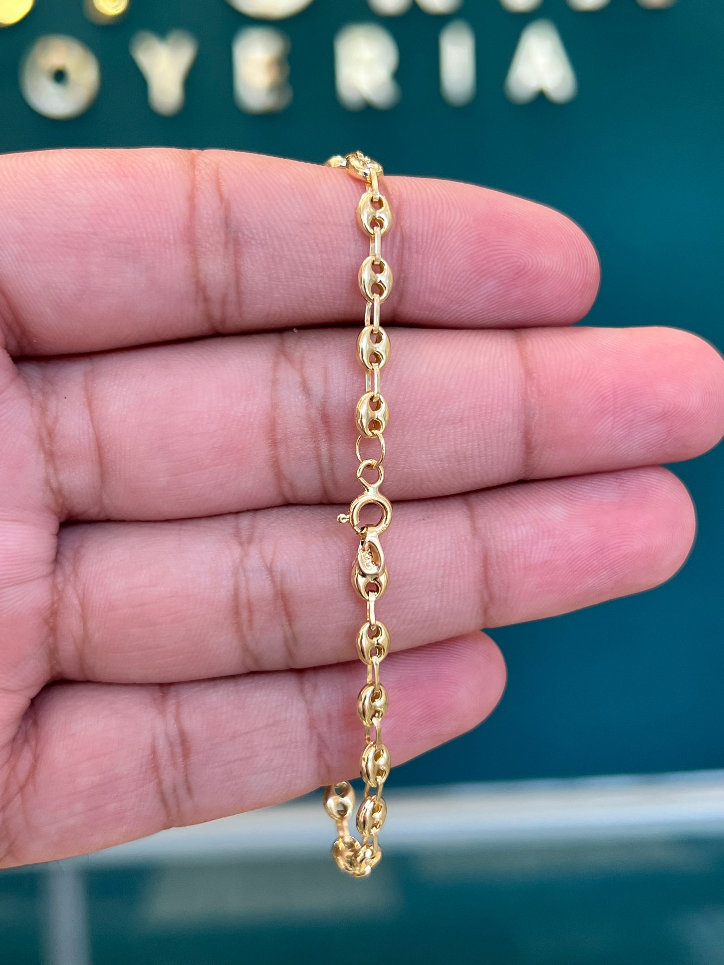 Pulso GCC - Oro nacional / 18 cm - 2.6 gr