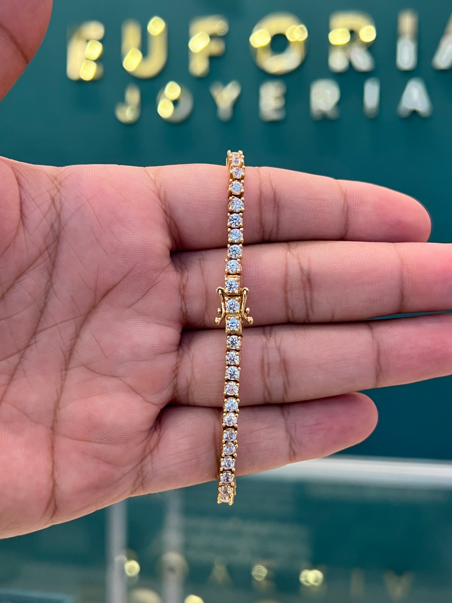 Pulso tennis de circones - Oro nacional / 19.2 gr - 18 cm