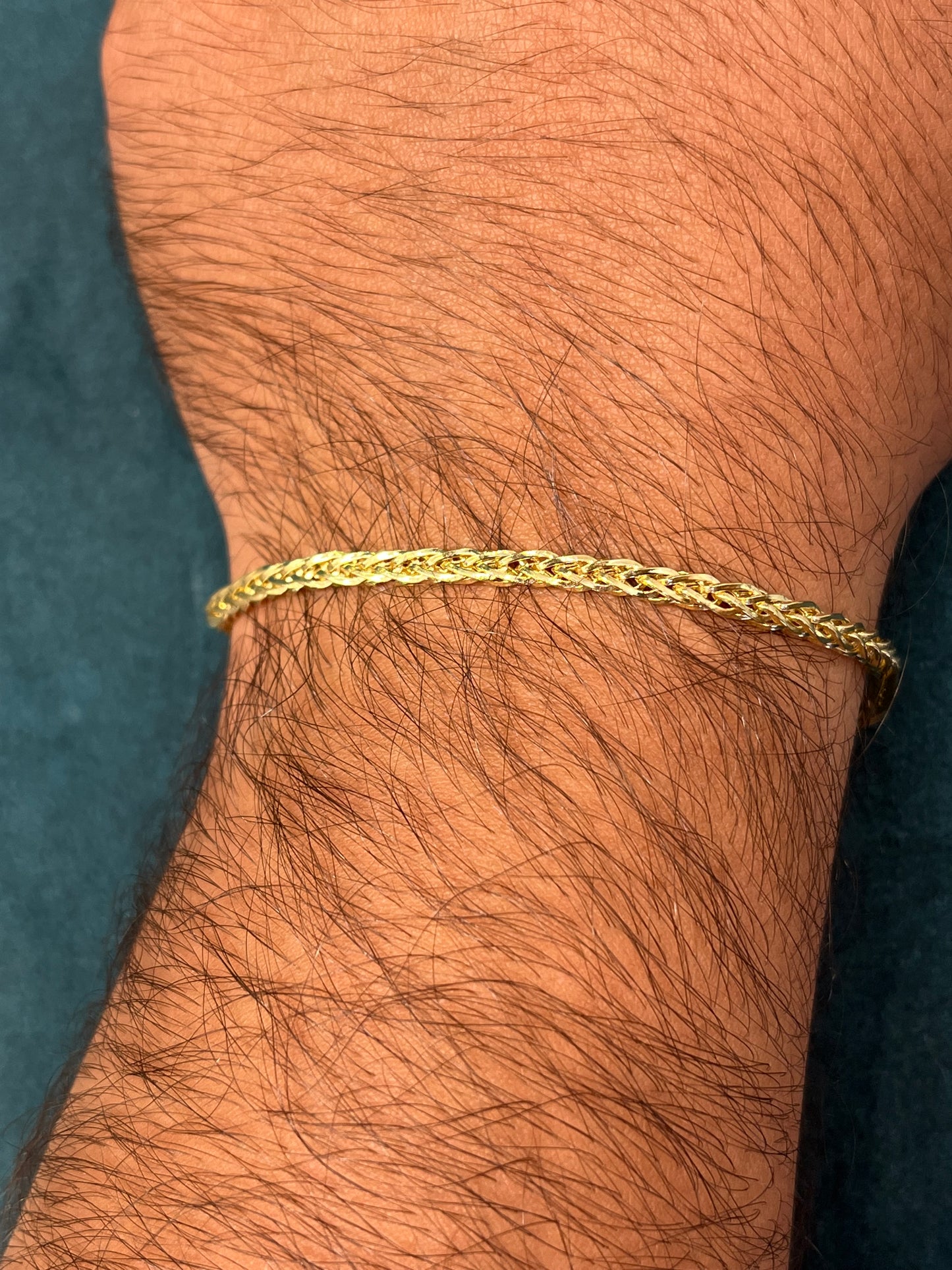 Pulso tejido espiga / 20 cm / 4.4 gr / oro italiano