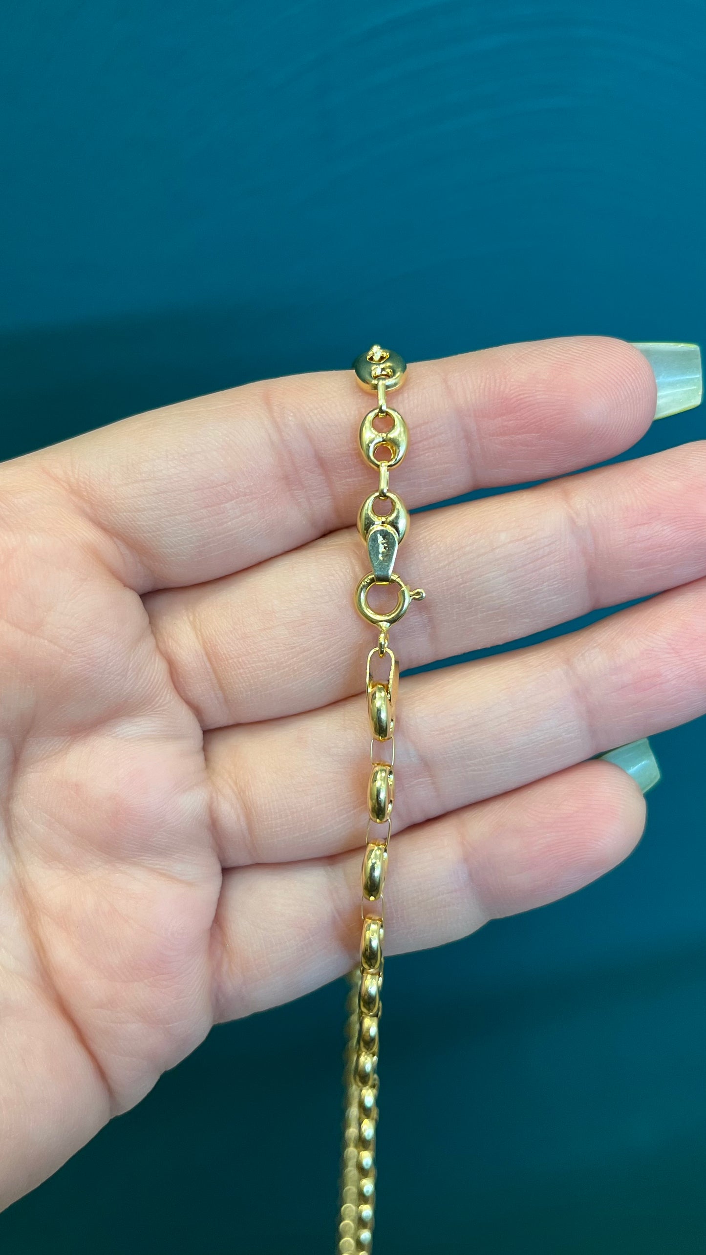 Cadena tejido GCC / 65cm / 12.2 gr / oro nacional