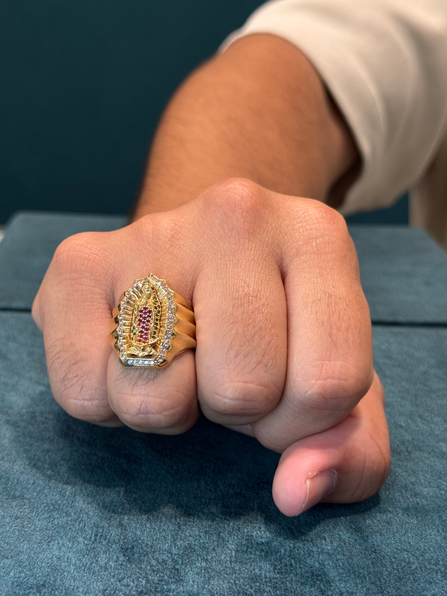 anillo hombre circones verdes y rosados / talla11 / 10.9gr