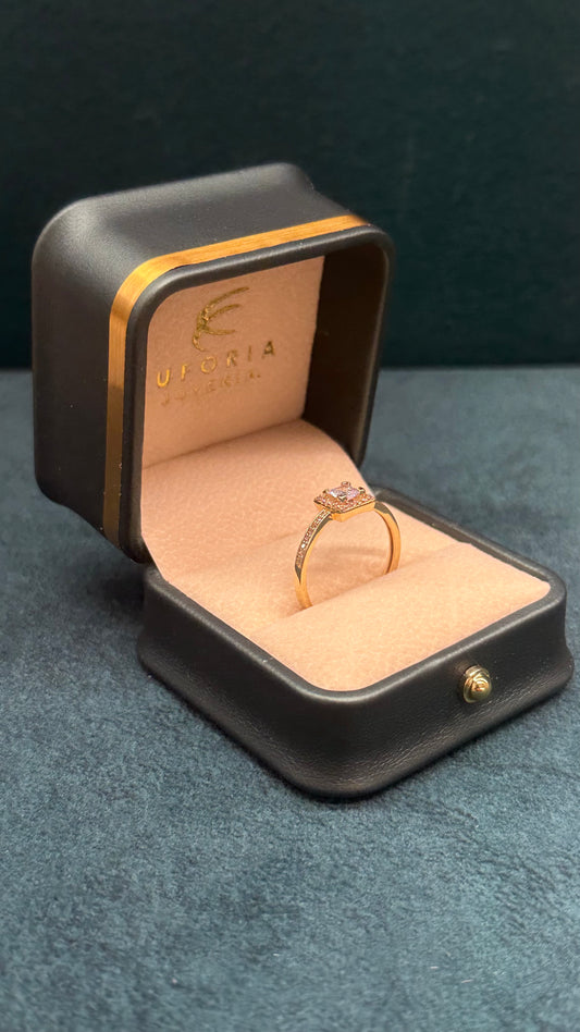 Anillo de dama - Oro nacional- Talla 9  / 2.3 gr