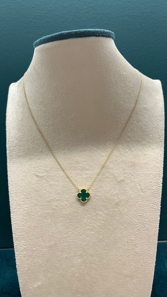 Cadena VC con dije incluido Oro italiano especial -45 cm ajustable / 3.0 GR