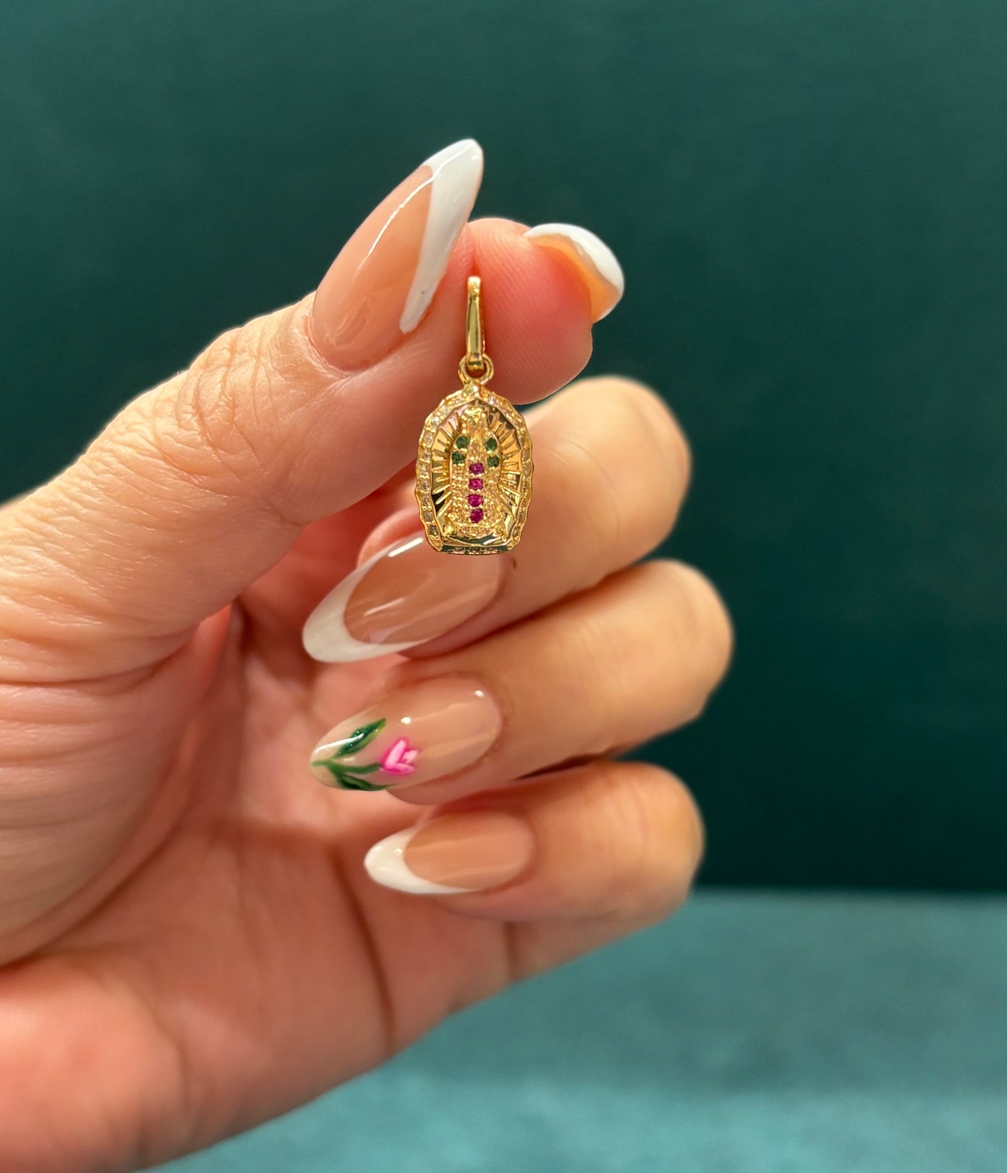 Dije virgen de Guadalupe - Oro nacional / 1.3 gr