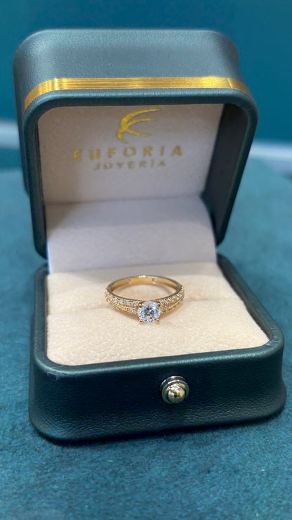 Anillo solitario - Oro nacional / talla 5 -2.3 gr