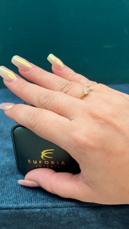 Anillo solitario con circon