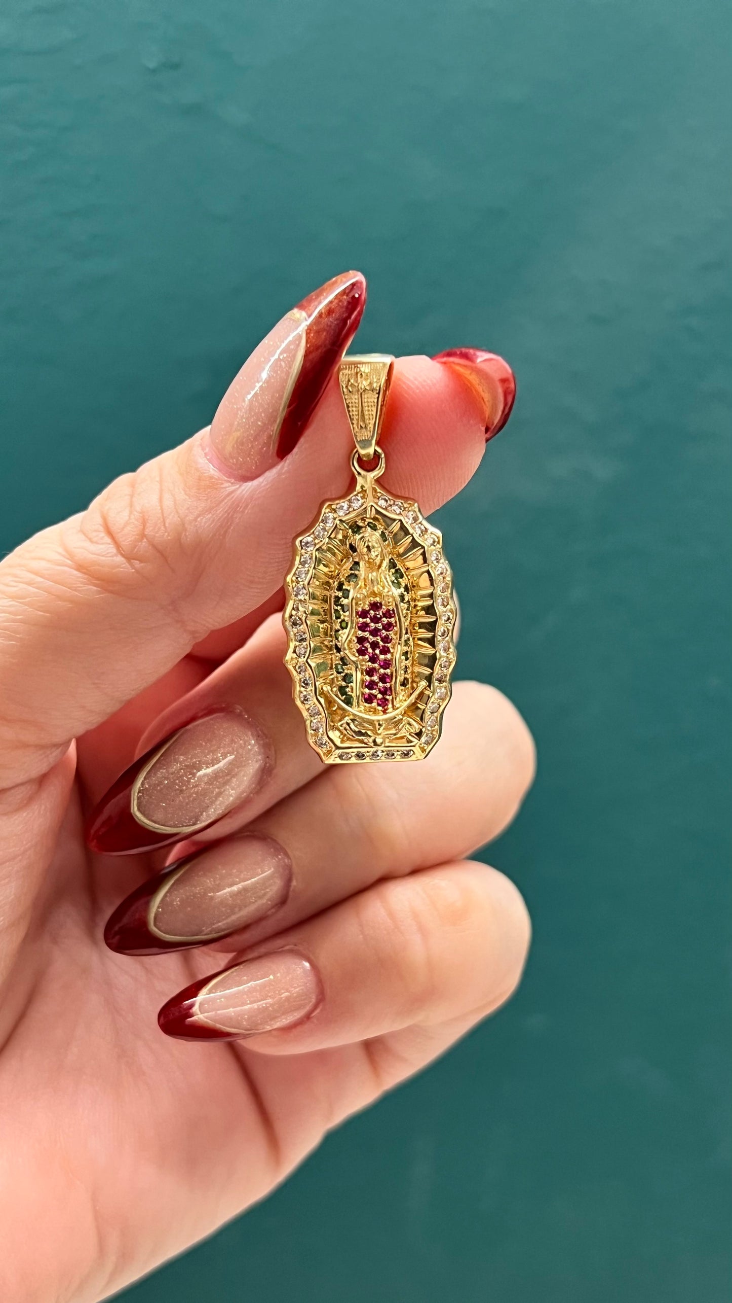 Dije Virgen Guadalupe - Oro nacional / 5.2 gr