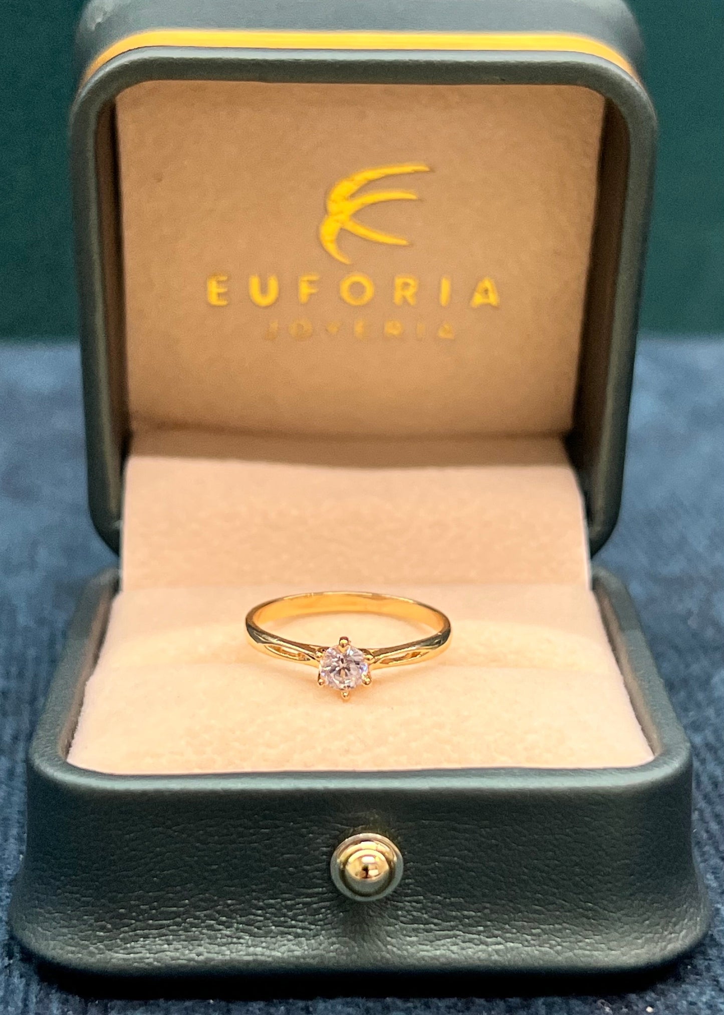 Anillo solitario con circon