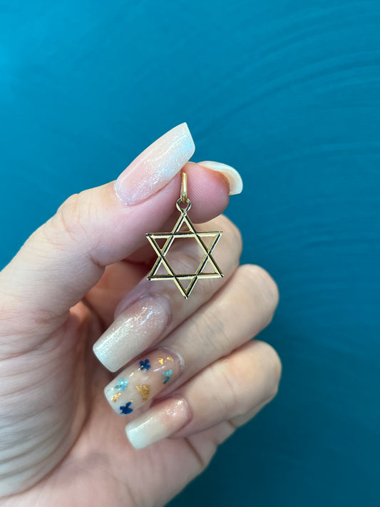 DIJE ESTRELLA / 0.7 GR