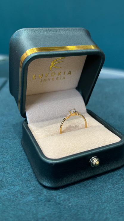 Anillo solitario - Oro nacional / talla 7 - 1.5 gr