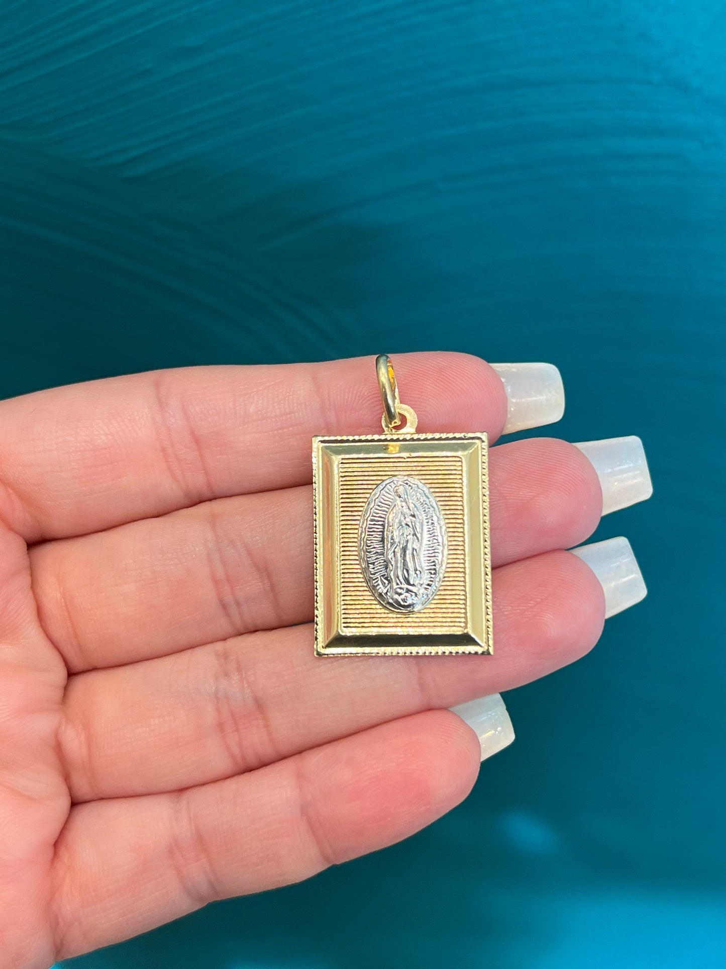 DIJE VIRGEN / 2.7 GR / ORO ITALIANO