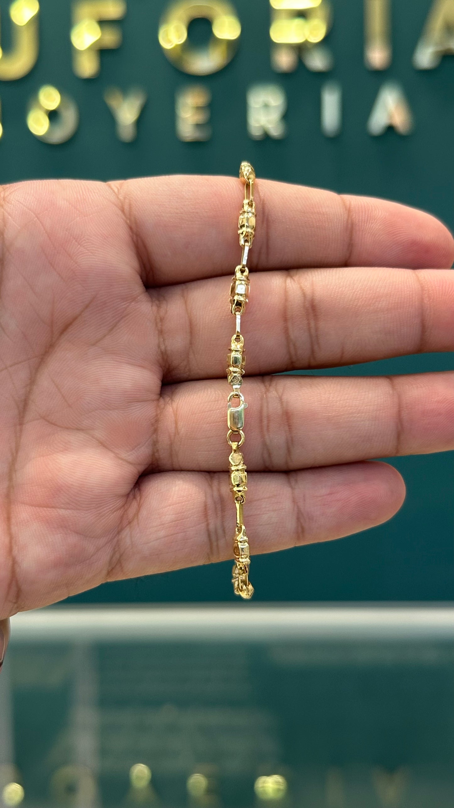 Pulso rústico - Oro nacional / 3.1 gr - 20 cm