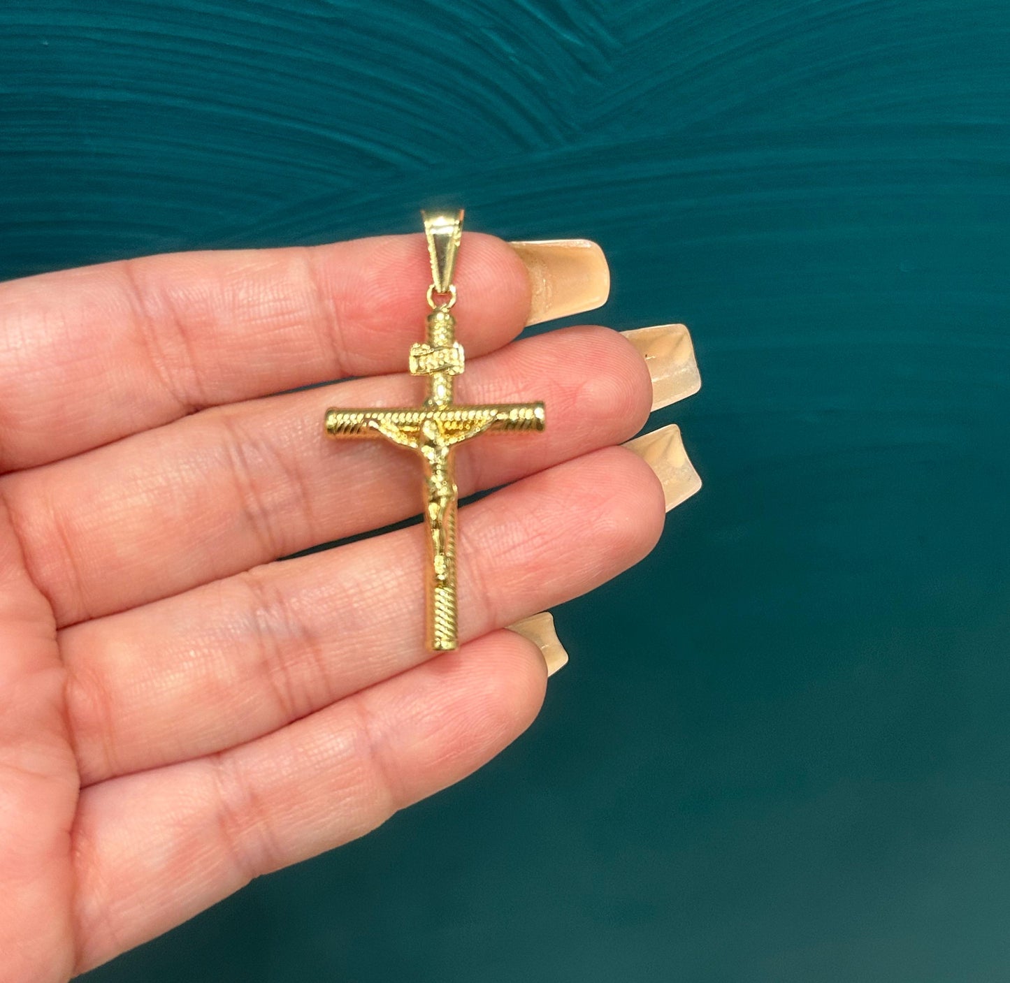 Dije Cristo / 1.8 gr / oro nacional