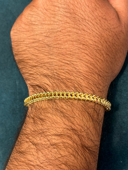 Pulso tejido franco / 19 cm / 10.6 gr / oro italiano