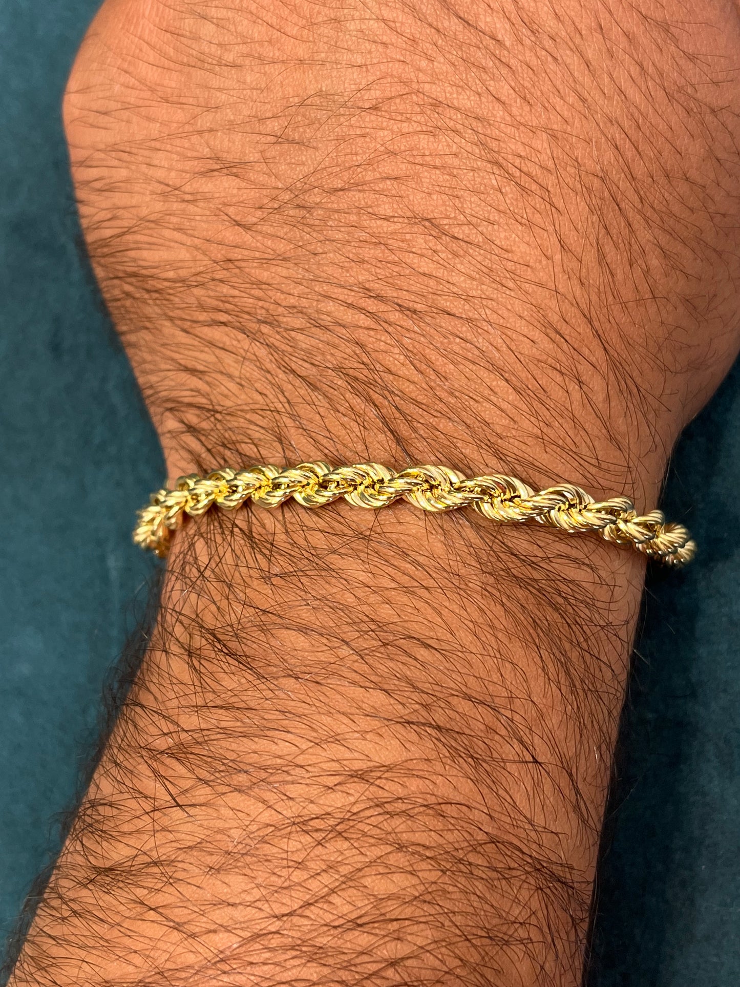 Pulso tejido lazo / 21 cm / 6.3 gr / oro italiano