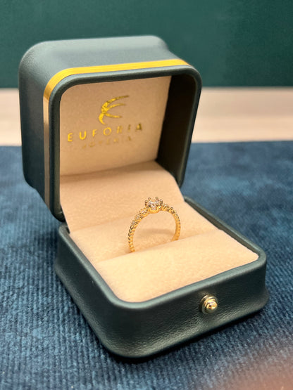 Anillo solitario de dama con circones