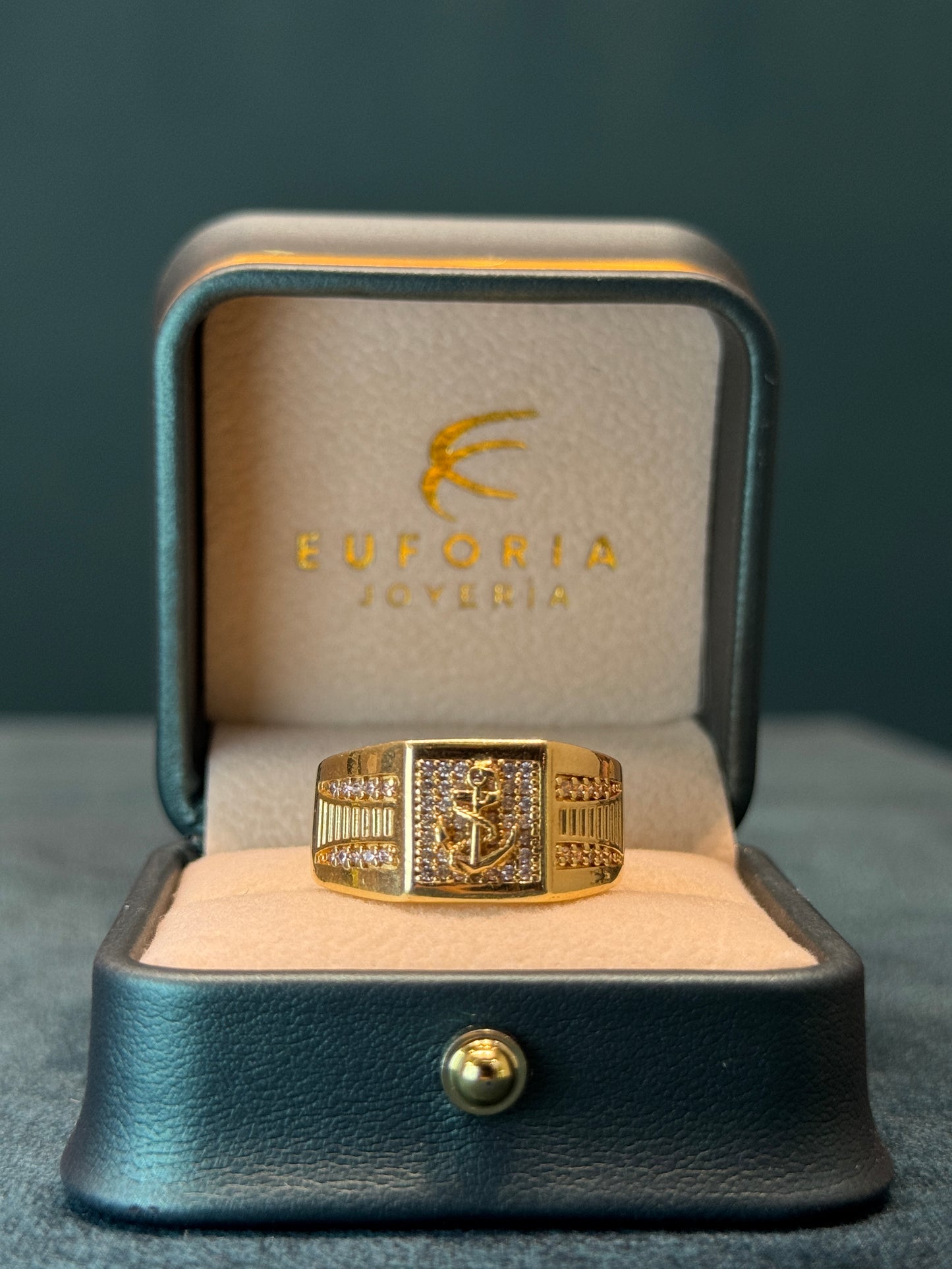 anillo hombre ancla oro amarillos / talla 11 / 9.7gr