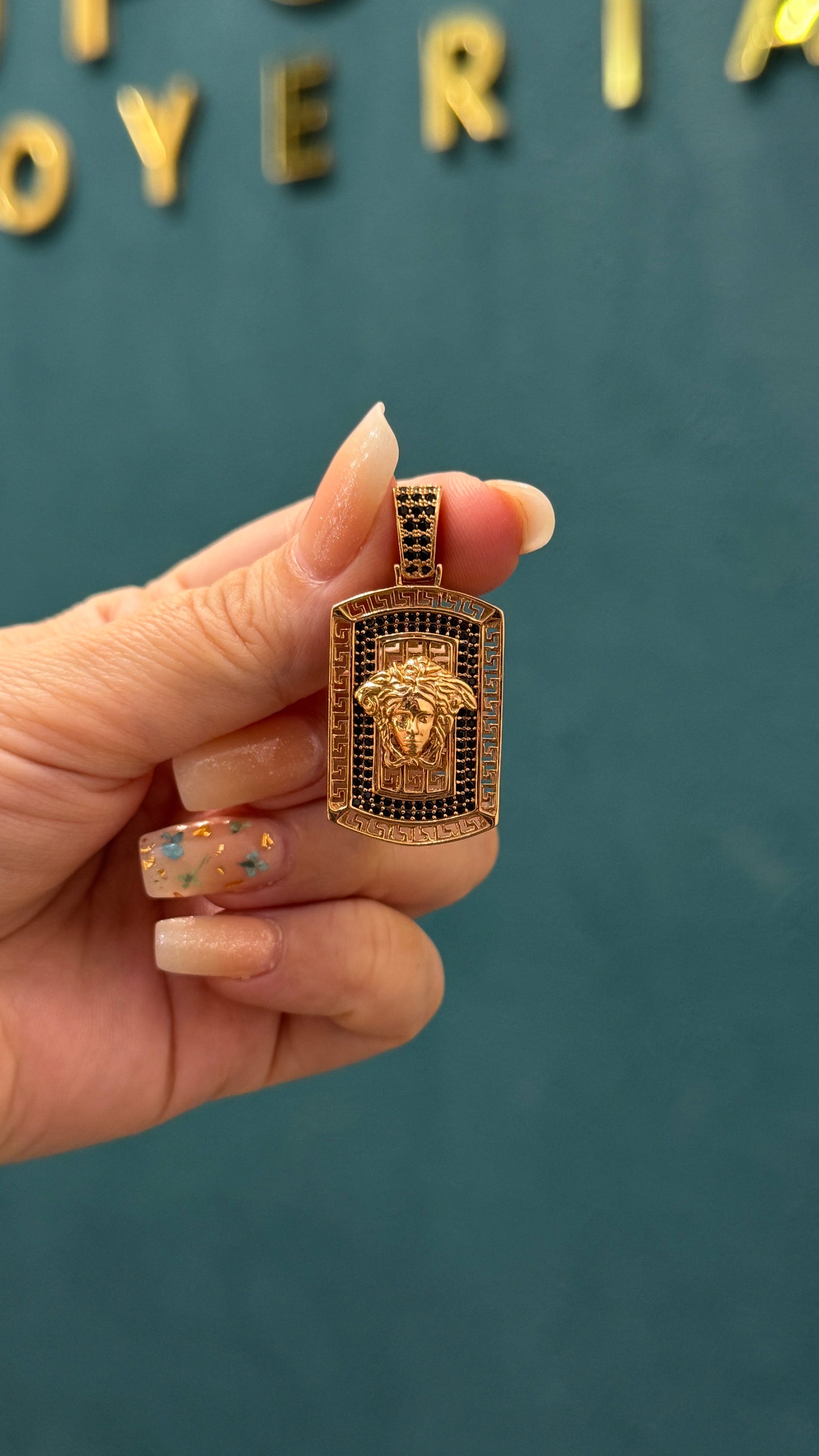 dije oro rosa / 8.5 gr